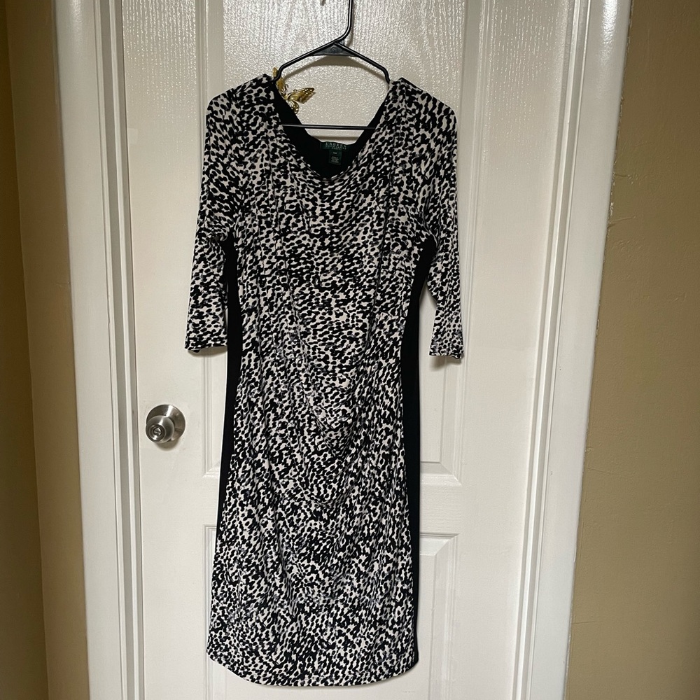 Lauren Ralph Lauren Black and White Sheath Dress V-Neck 3/4 Sleeve